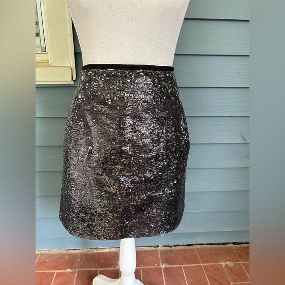 J.Crew Black Sequin Mini Skirt - Like New - Picture 1 of 8